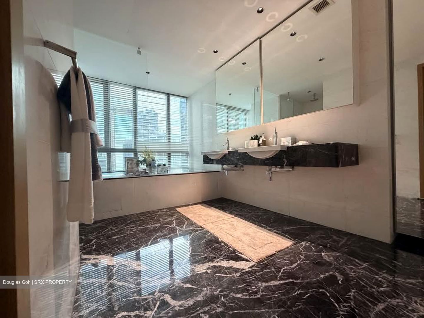 One Shenton (D1), Apartment #574025911